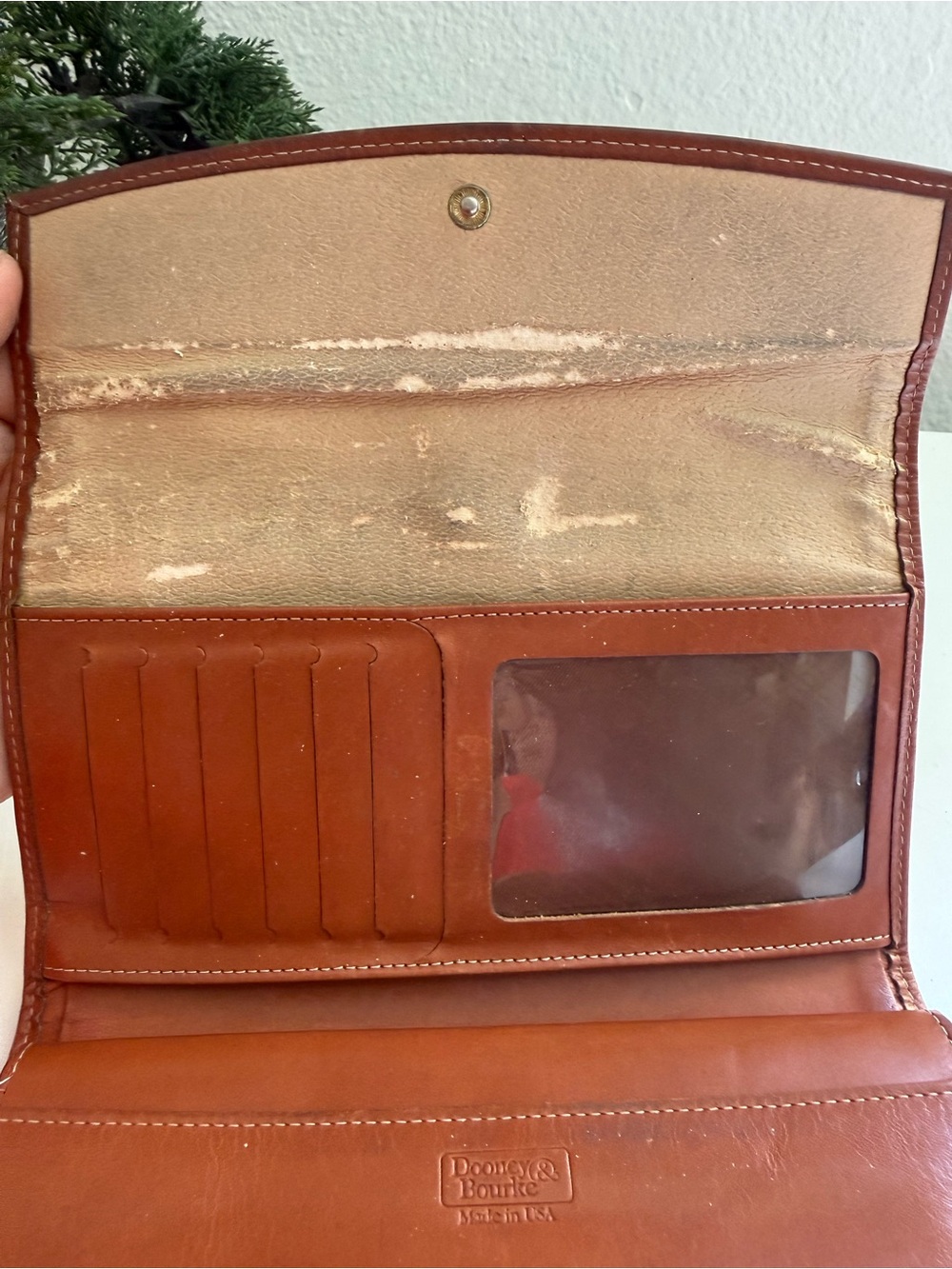 Dooney & Bourke Vintage Black and Brown Pebbled Leather Clutch Wallet - Picture 3 of 11